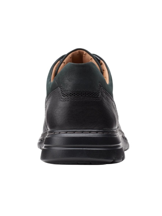 Mens Clarks Brawleylace Oxfords in Black Leather. 26151336 main image 4